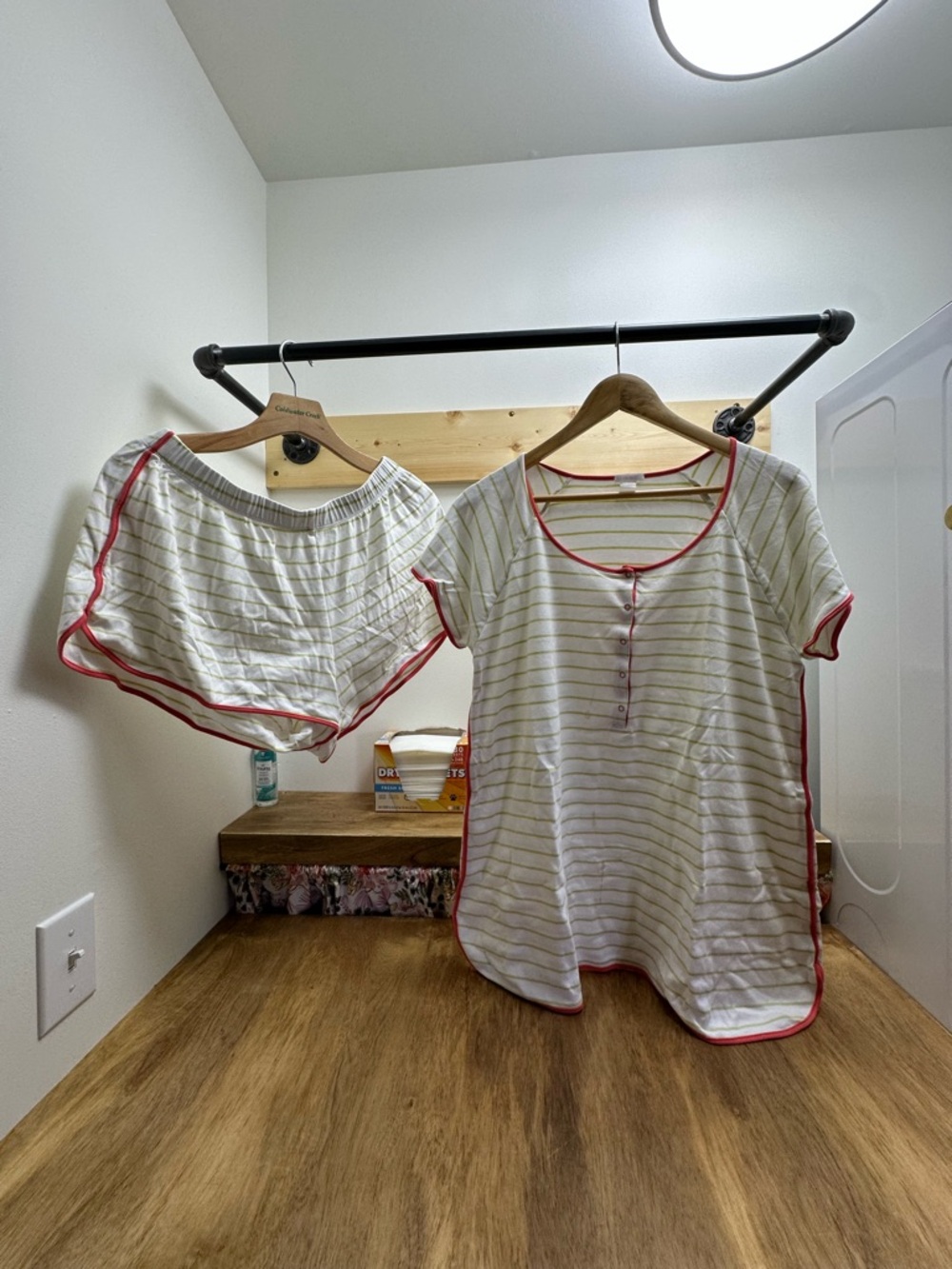 Lake maternity pajama set size XL